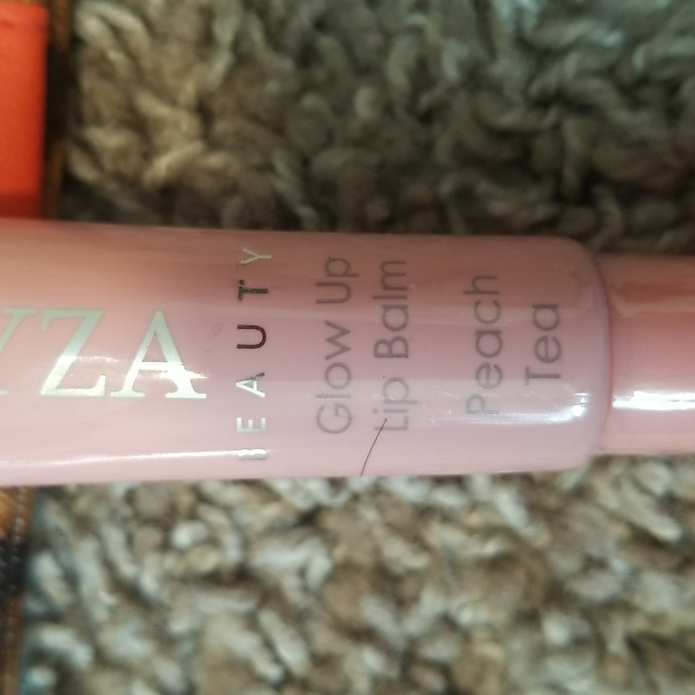 Makeup bundle - Picture 5 of 8